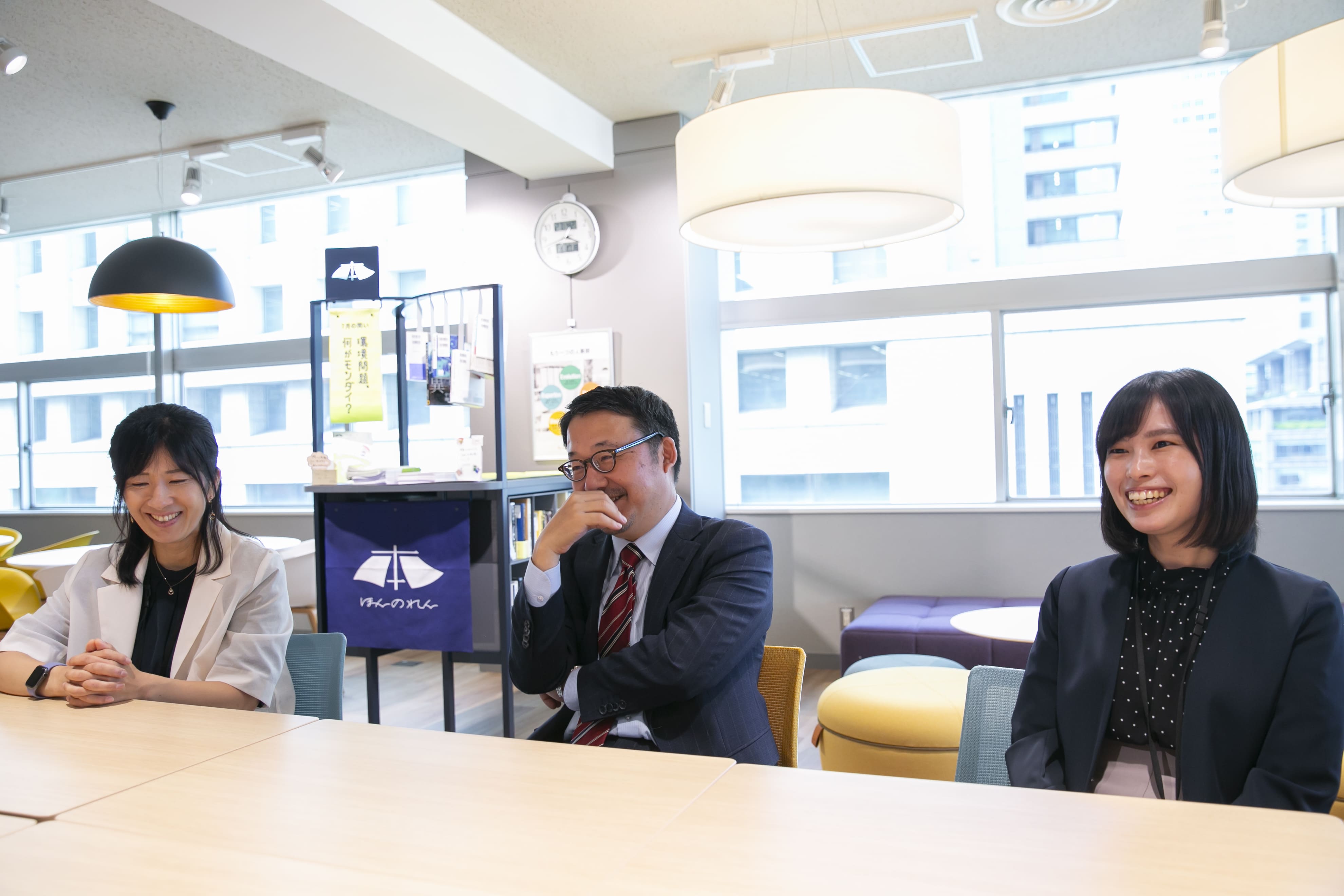 「言い出しっぺの僕からまずやらないとね」と取材の場で「濱社長の旬な問いと１冊」の企画が決定。新しい社内コミュニケーションが生まれていきそうです。